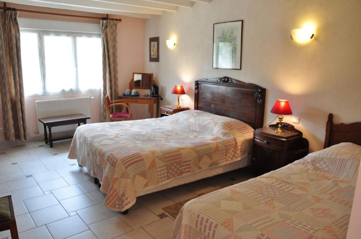 La Petite Tuilerie Hotel Villefranche-sur-Cher Quarto foto